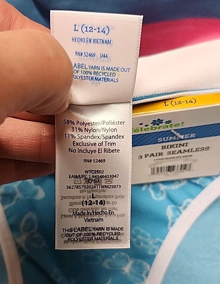 NWT Way To Celebrate 3-Pack Seamless Bikini Panties Size Large Multicolor