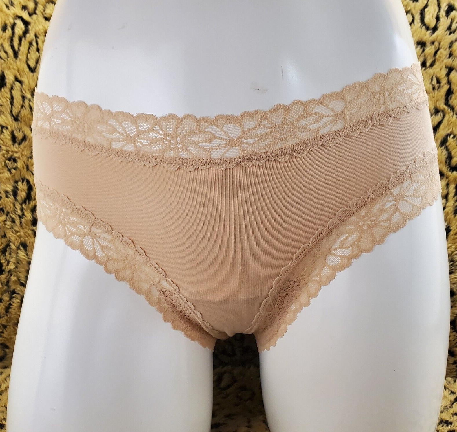 Victoria’s Secret PINK Light Brown Floral Lace Cheekster Tanga Panty M Sexy