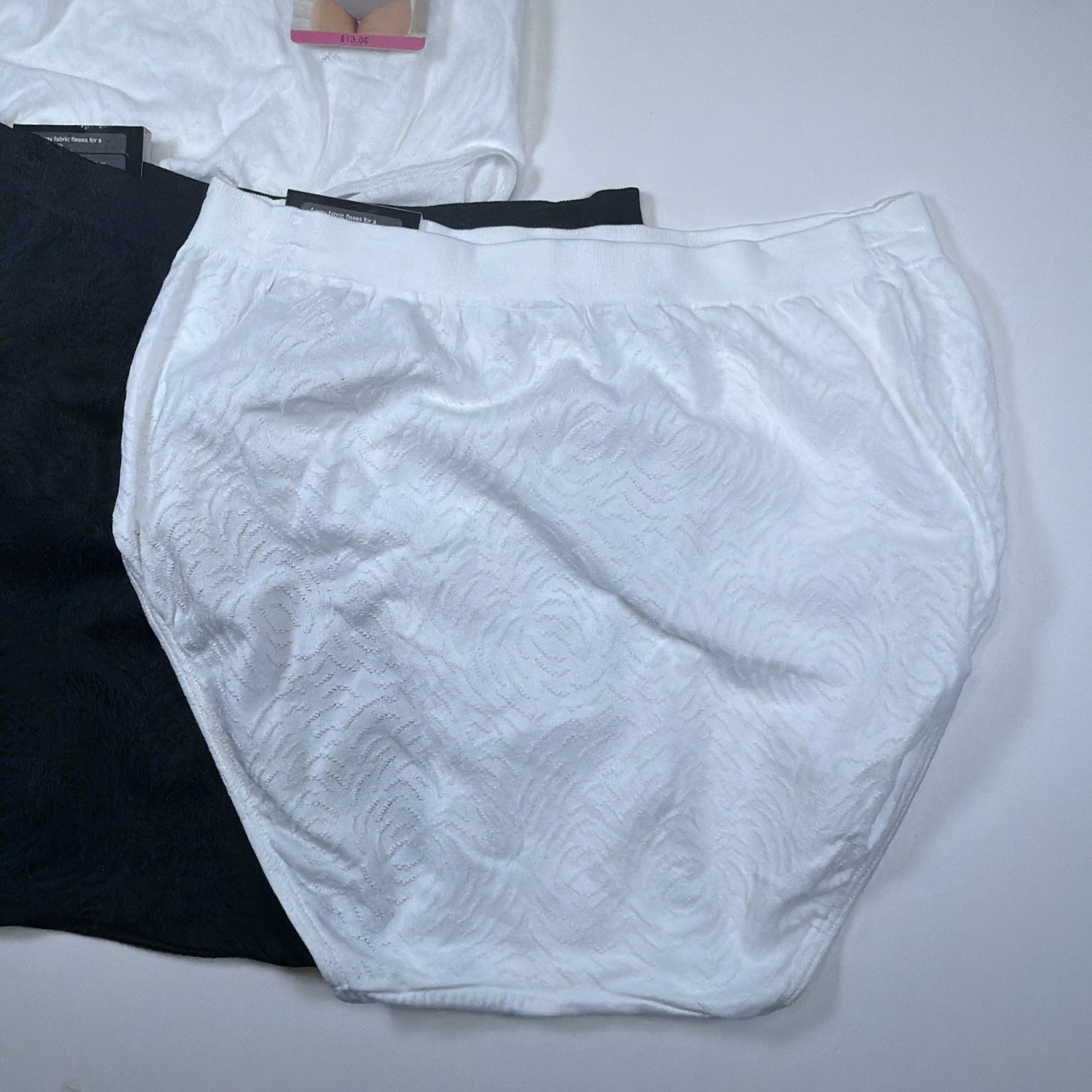 Bali Comfort Revolution Brief Panty Seamless 6/7 Black White 803J 3 PACK NEW M/L