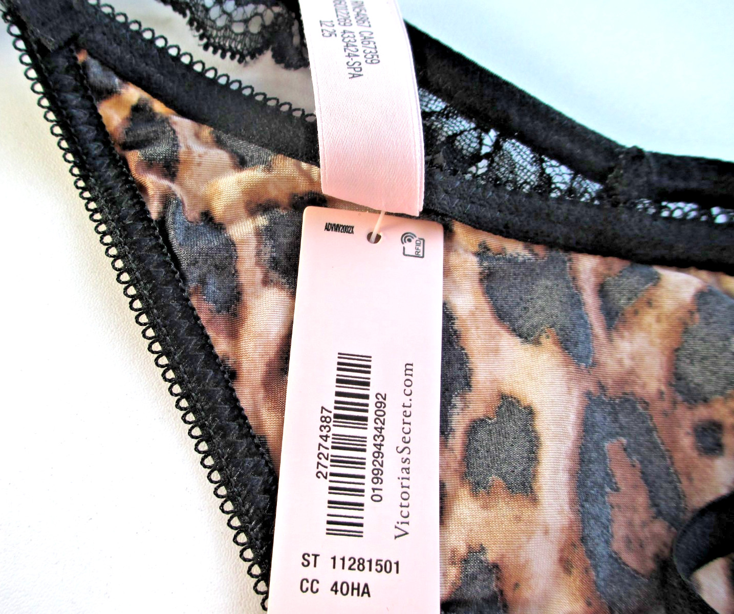 VICTORIA’S SECRET VERY SEXY V-String Thong Panty S M L XL Leopard Cutout Strappy