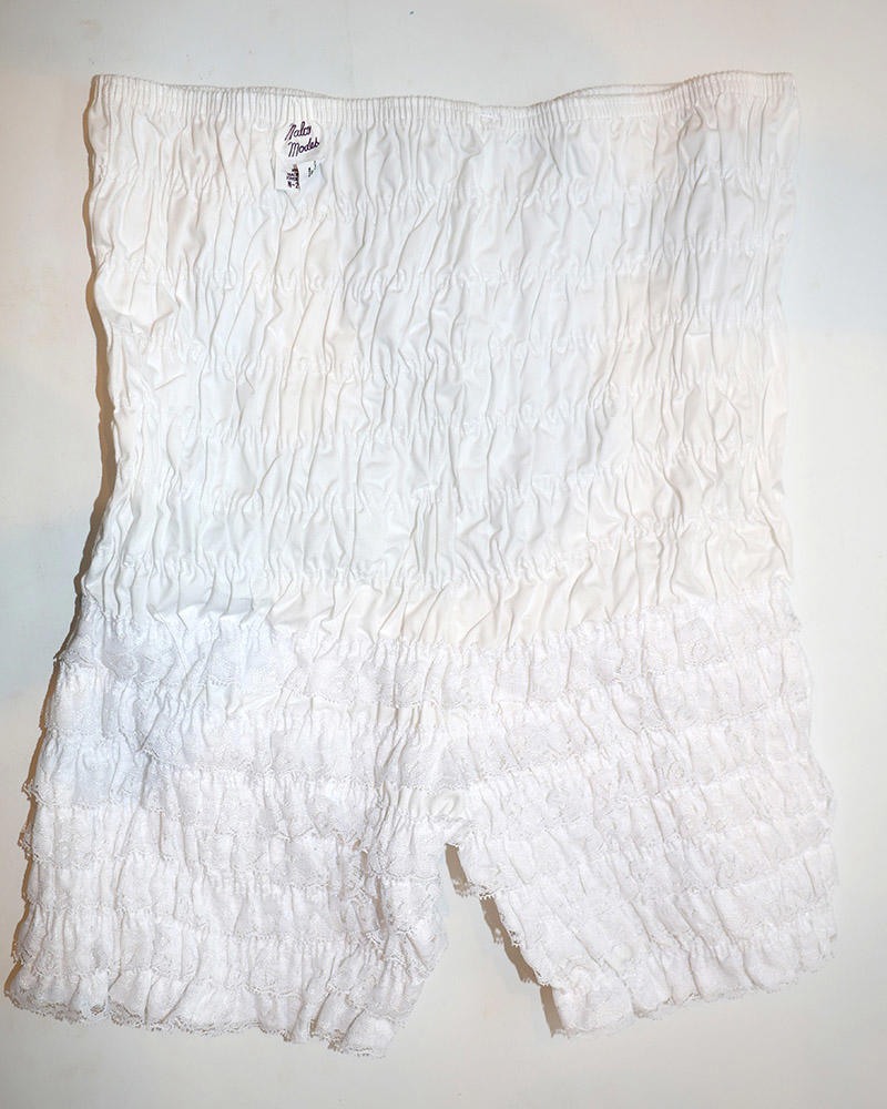 Partners Please Malco Modes Size XL Dance Bloomers Ruffles WHITE Vintage