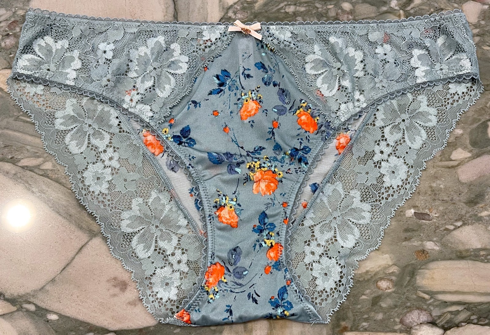 NEW Victoria Secret Body By Victoria Bikini Panty – Sage Dust Floral – XL