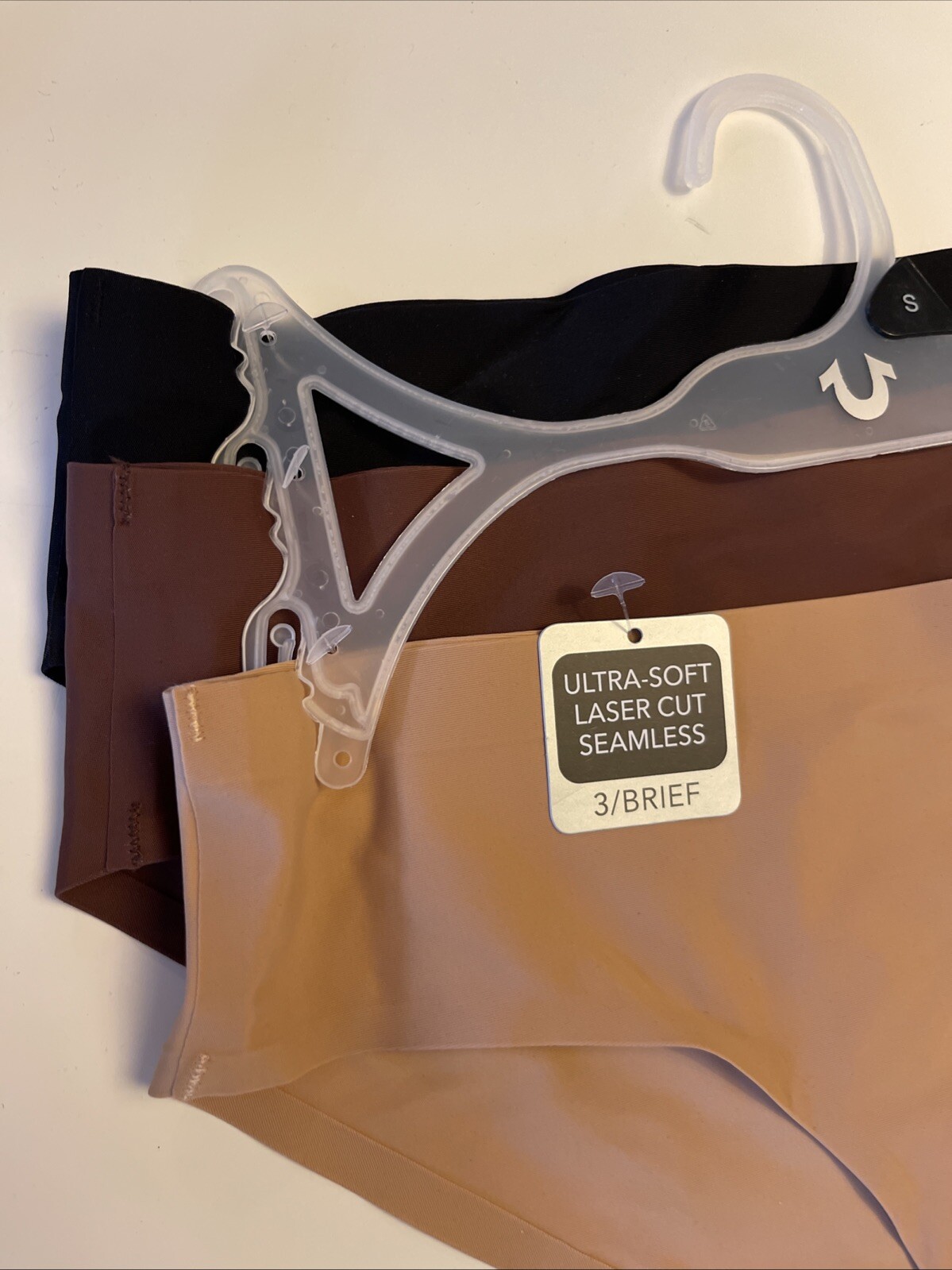 Nwt 3 Pair Ultra Soft. Laser Cut Seamless True Religion Brief Panties Size S