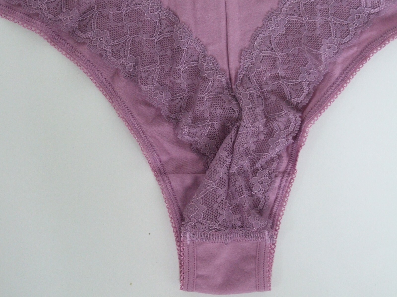 Chainstore size 12 stretchy cotton rich lacy brazilian knickers briefs Pink