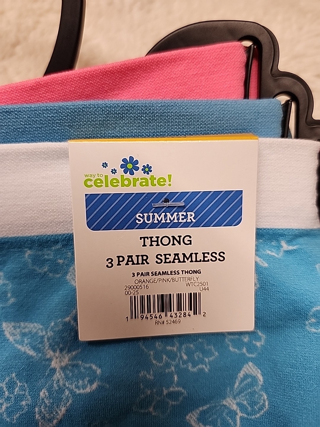 NWT Way To Celebrate 3-Pack Seamless Thong Panties Size Large Multicolor