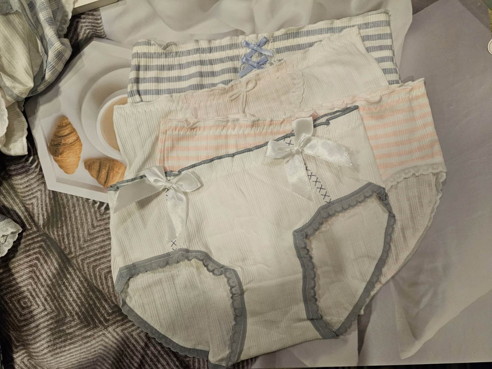 5 Pieces of women underwear panties, Organic Cotton, Mix & Match