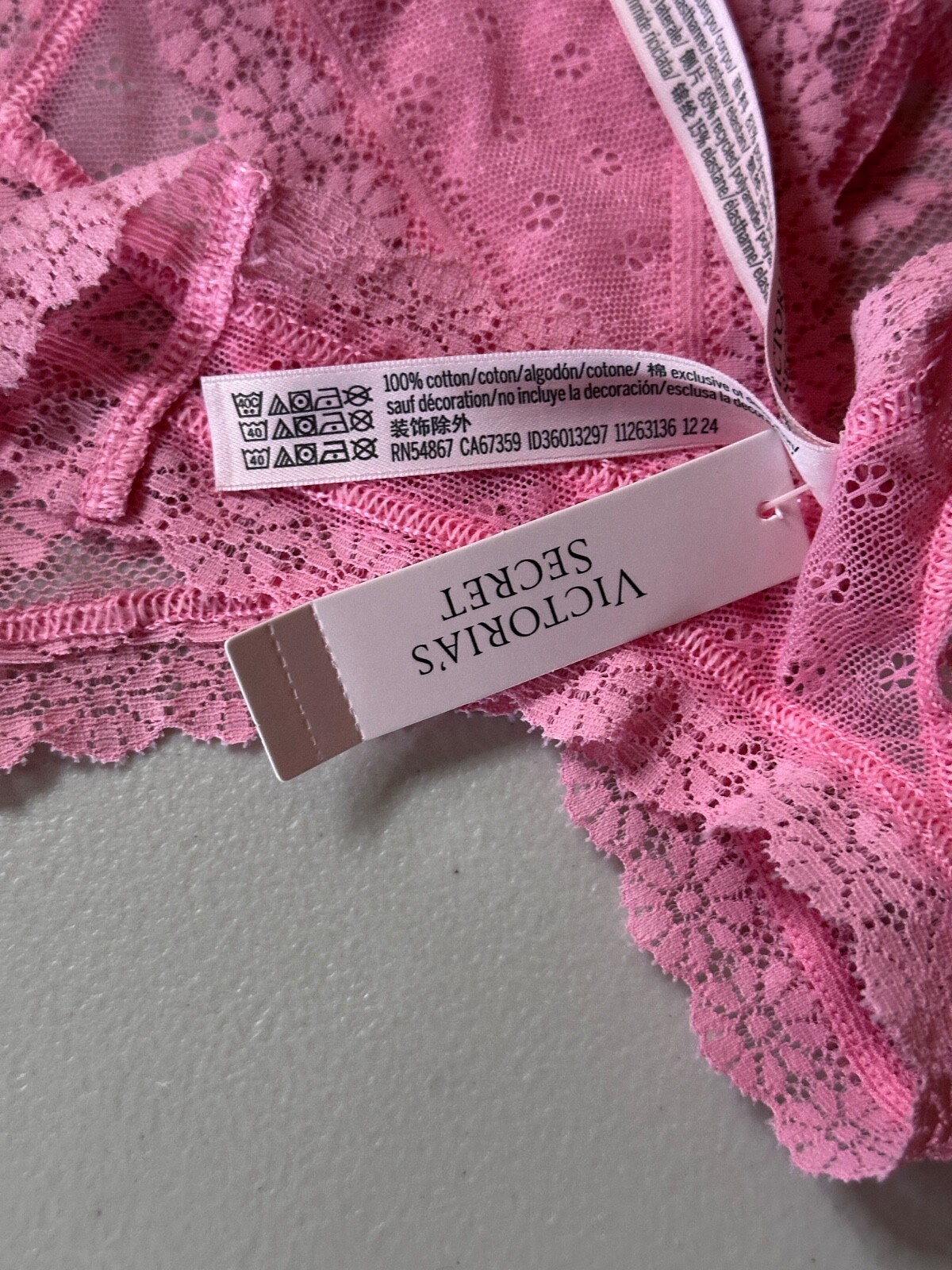 New Victorias Secret Undies Medium Pink Strap Lacey Flower Thong / String