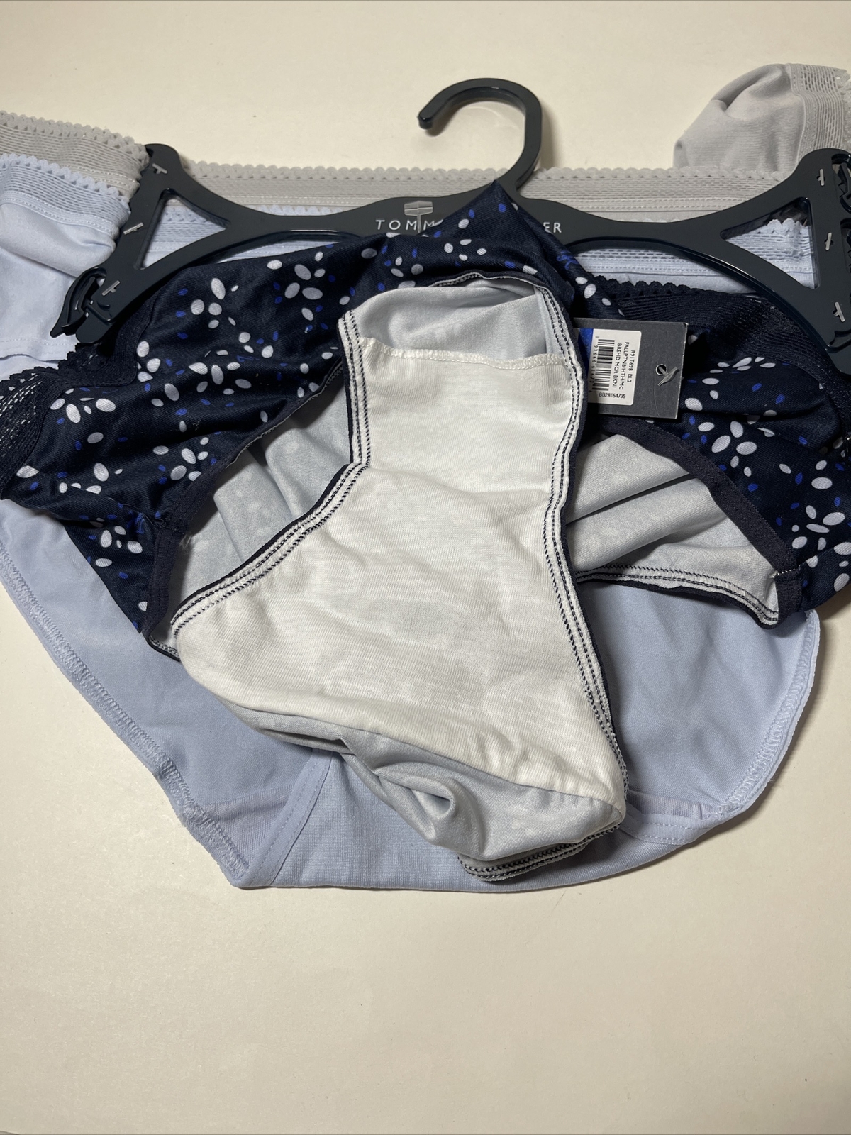 TOMMY HILFIGER 3 PK Womens Size XL Multicolor BIKINIS UNDERWEAR PANTIES Tag less