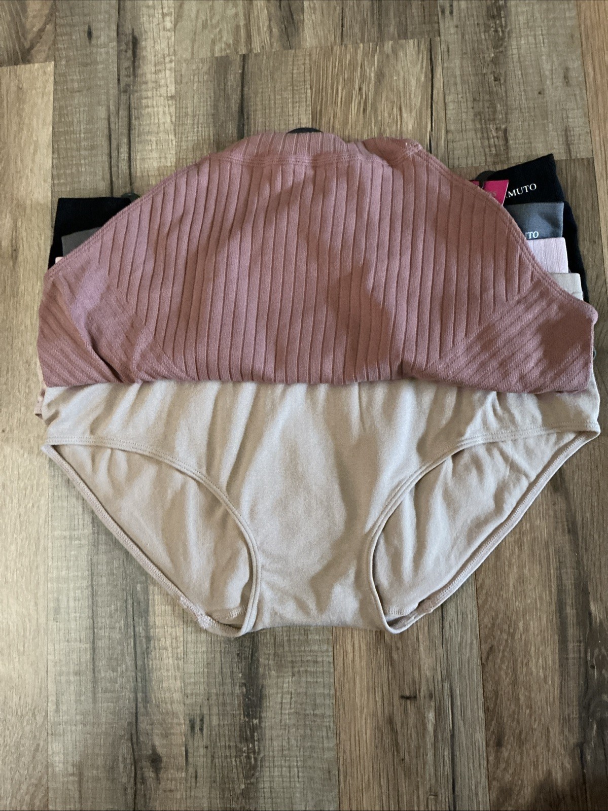 Vince Camuto Women Panties Sz Large Pkg/5 Seamless Hipster Multi Colours NWT $60