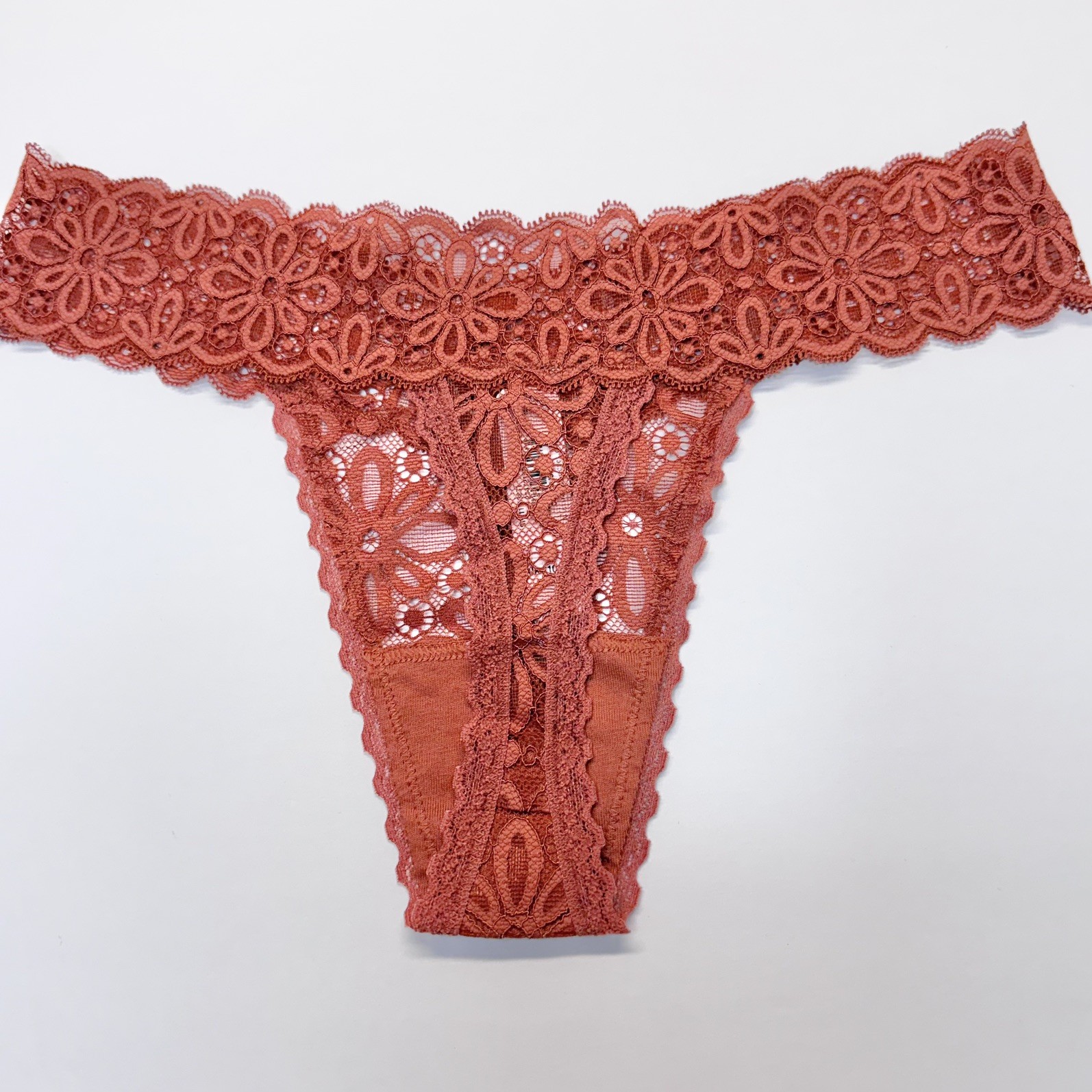 NWT VTG Lot of 4 Victoria’s Secret Pretty Lace Thong Panties Bundle Size Small