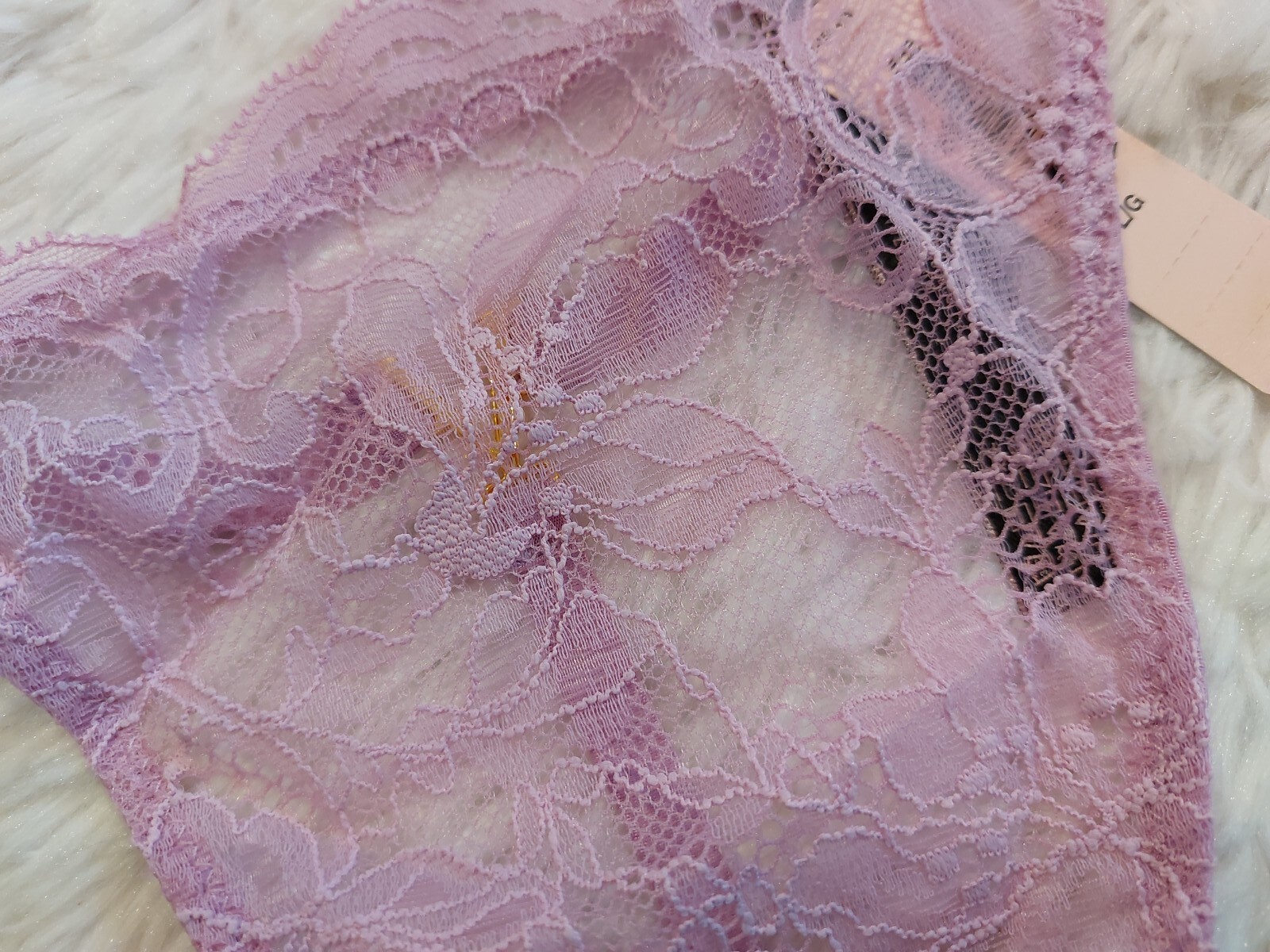 NWT Victoria’s Secret Very Sexy V-Hardware V-String Panty Size L (522)