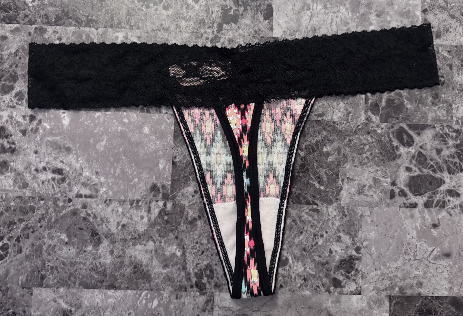 NWT VICTORIA’S SECRET M AQUA CORAL SILVER AZTEC BLACK LACE RARE THONG PANTIES