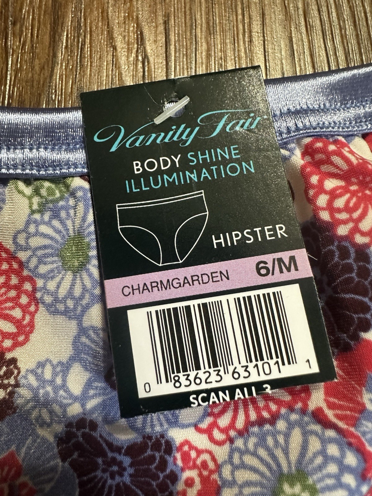 DEADSTOCK RARE PATTERN!!! NWT Vanity Fair Hipster Panties 18107 Size 6 SO HOT!!