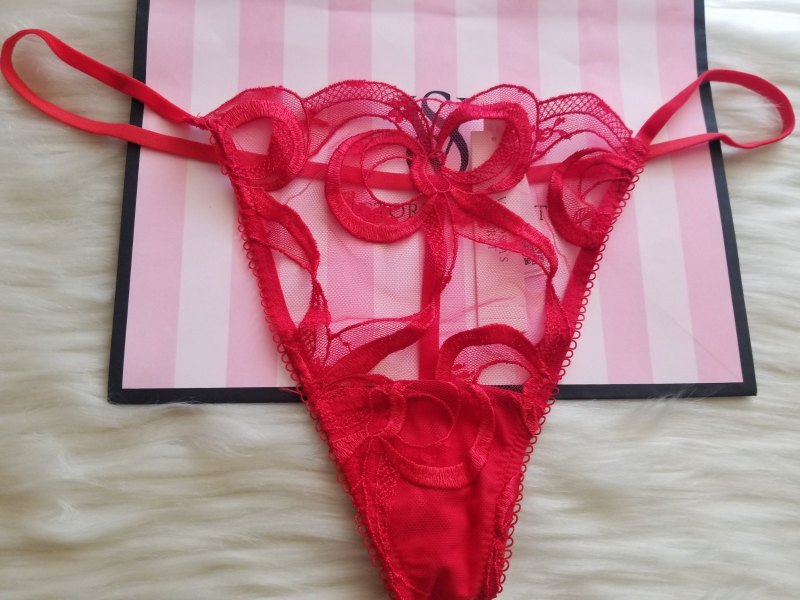 VICTORIA’S SECRET V-STRING THONG PANTY XL VERMILLION RED BOW EMBROIDERY NWT