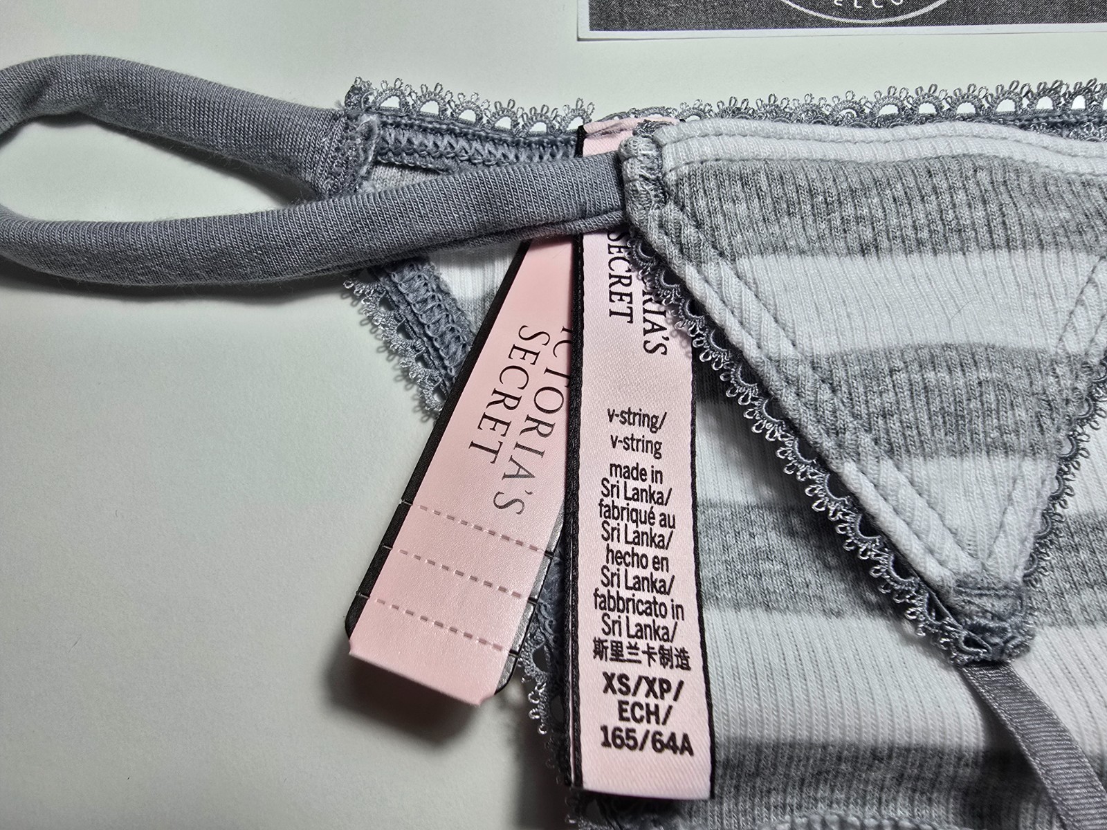 XS Victoria’s Secret Ribbed Knit Cotton V String Thong Panties Underwear Vintage