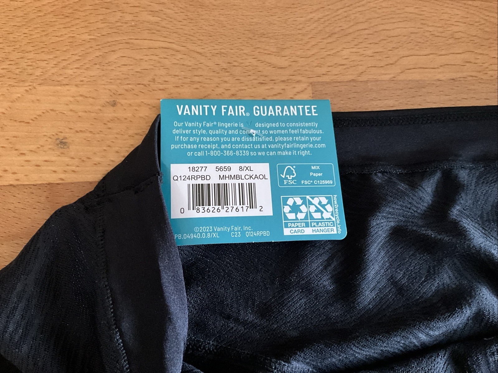 Vanity Fair Effortless Black Hipster 18277 Size 8/XL All Over Lace NWT