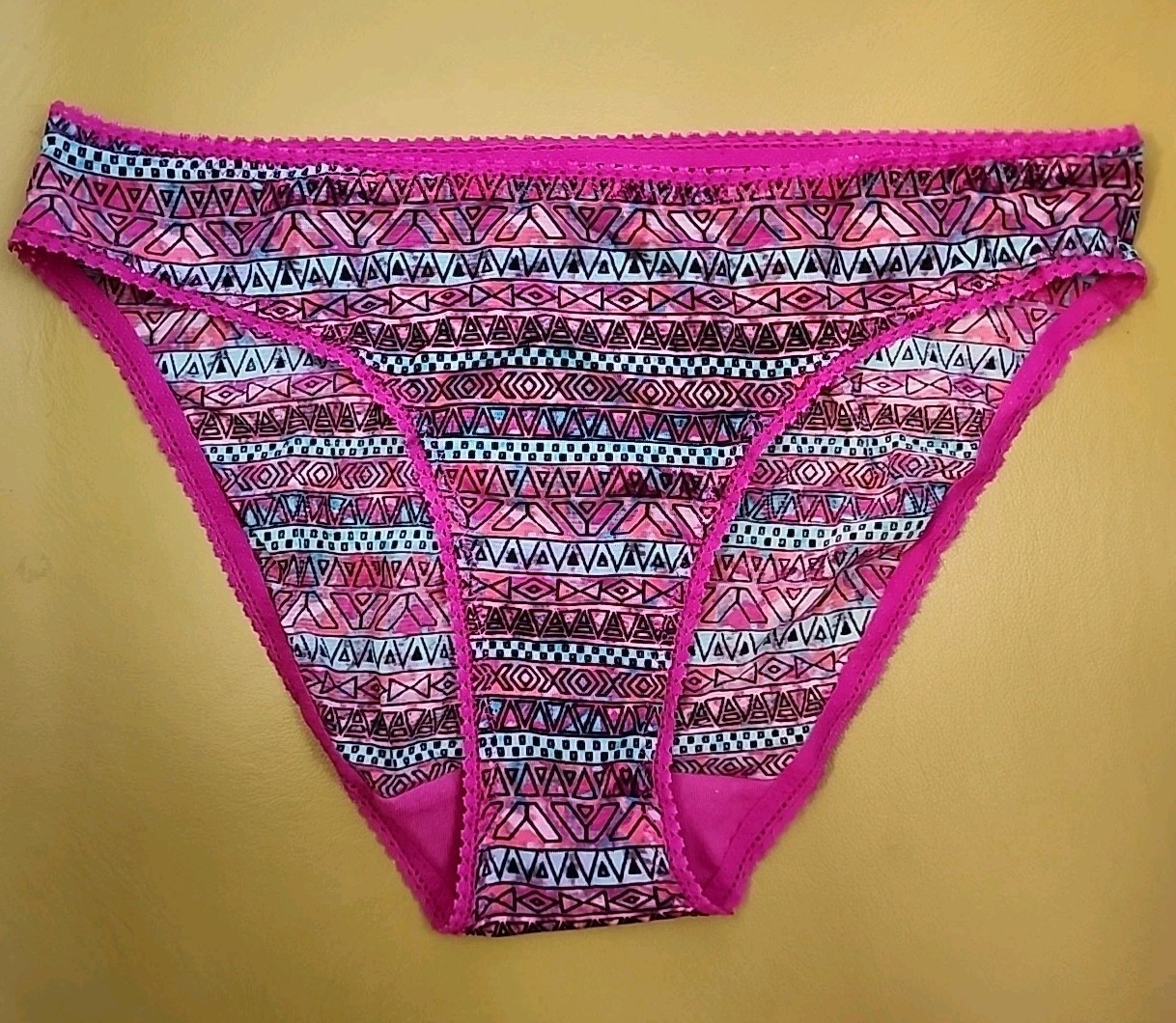 On Gossamer Mesh Hip Bikini Aztec Design Size M