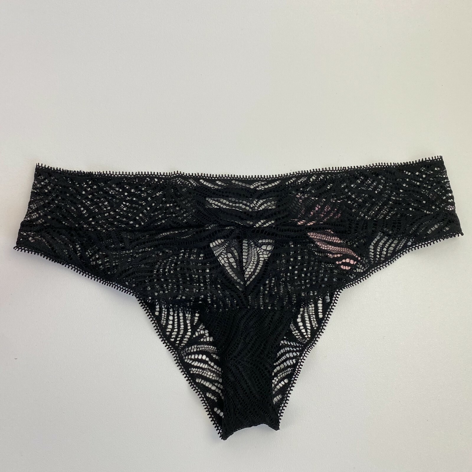 Victoria’s Secret Lace Zebra Pattern Tanga Panties Black Size M NWT