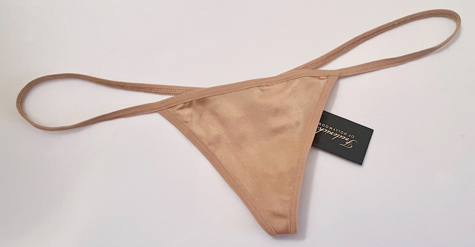 NWT FREDERICK’S OF HOLLYWOOD NUDE SMOOTH MINI TINY G V STRING THONG PANTIES