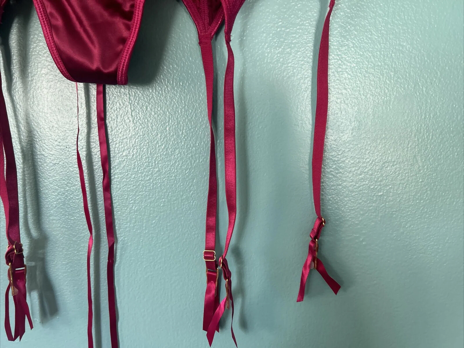 Vintage Dreamgirl 90’s y2k Thong Panties Glossy Shiny Garter Sissy M Purple