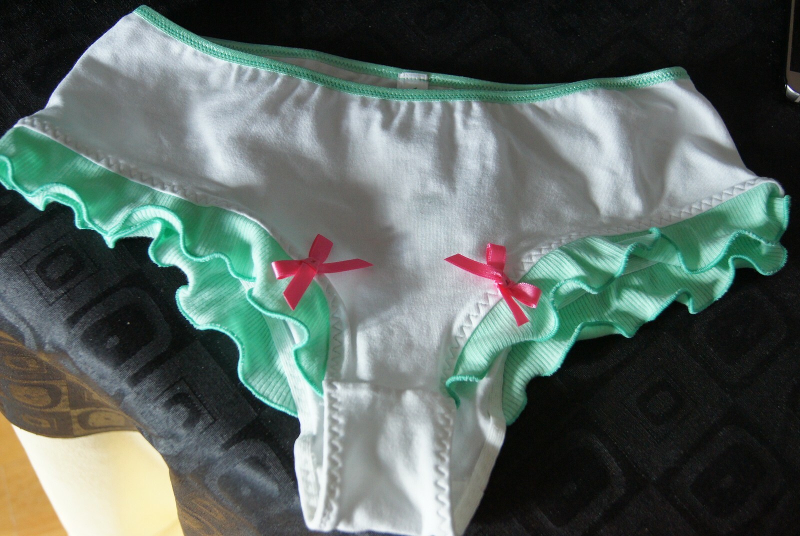 Verdissima White Cotton Thong Green Ruffle/Culotte With Lollypop 2 Pair Pack