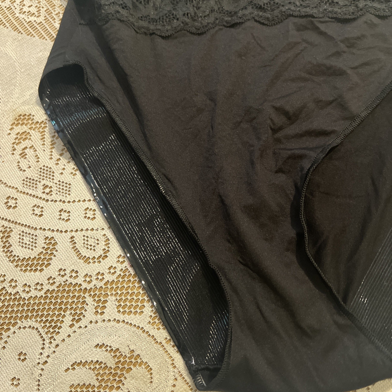 Soma Women’s Cotton Blend High-Leg Panty With Lace DH3 Black Medium New