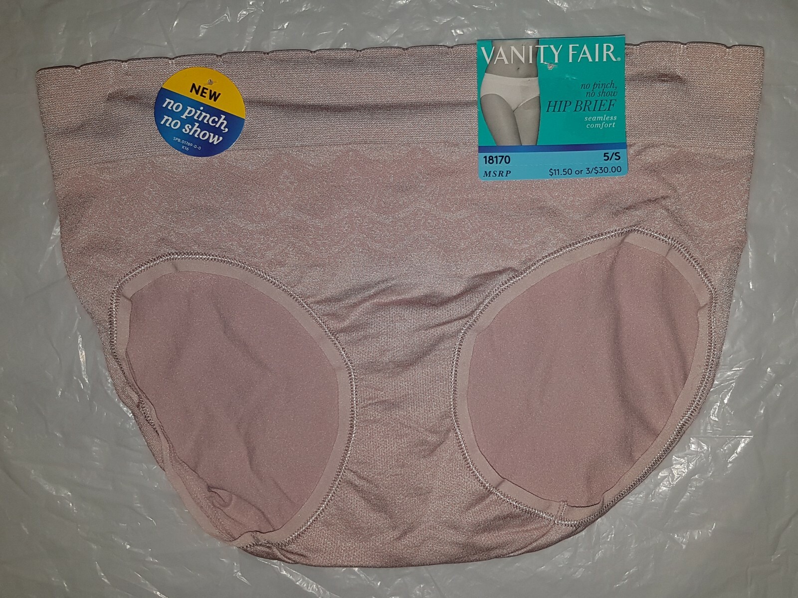 NWT Vanity Fair 18170 No Pinch, No Show Seamless Comfort Hip Brief panty panties