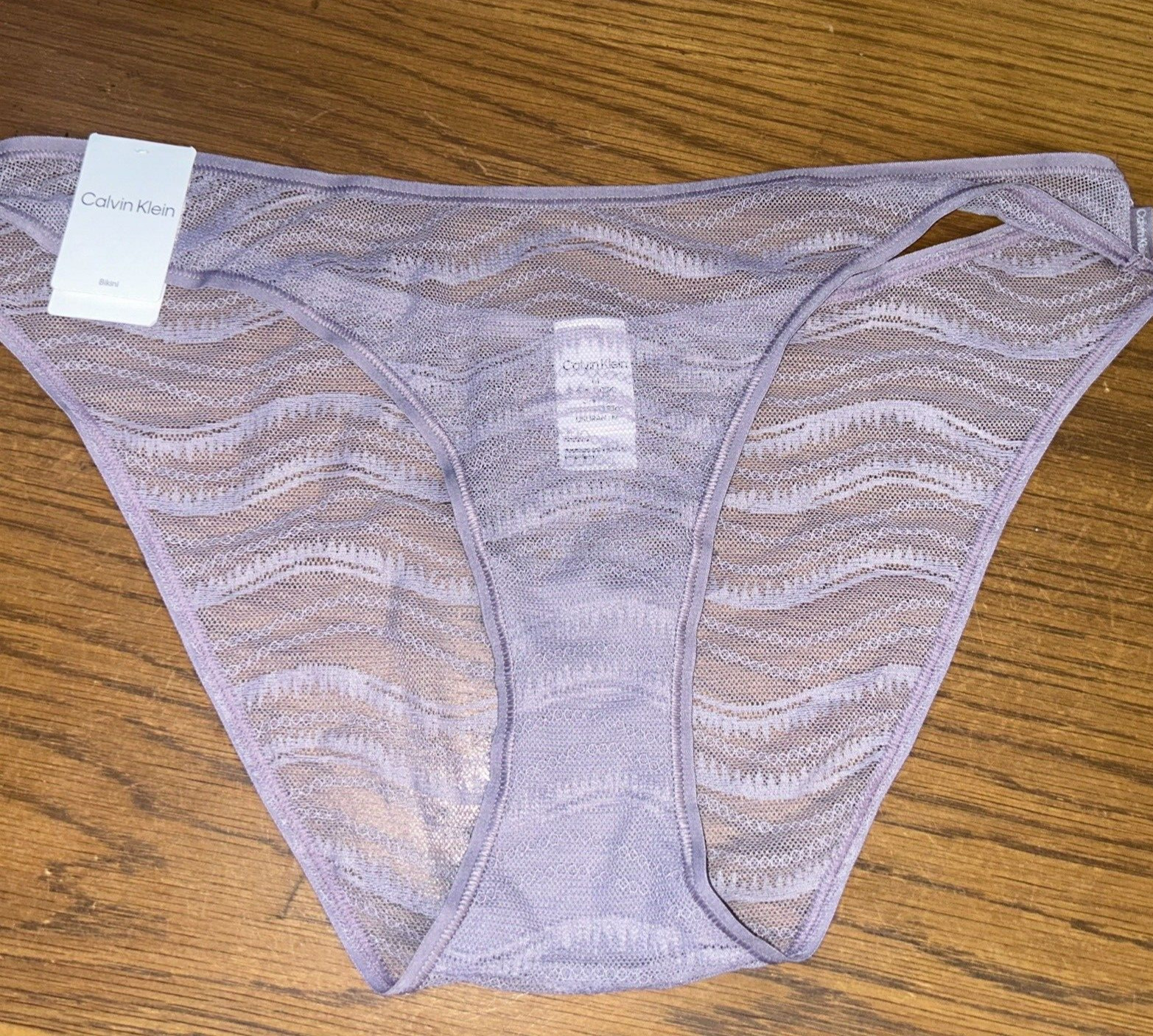=== Calvin Klein Size (LARGE) ALLOVER LACE BIKINI QD3972-031