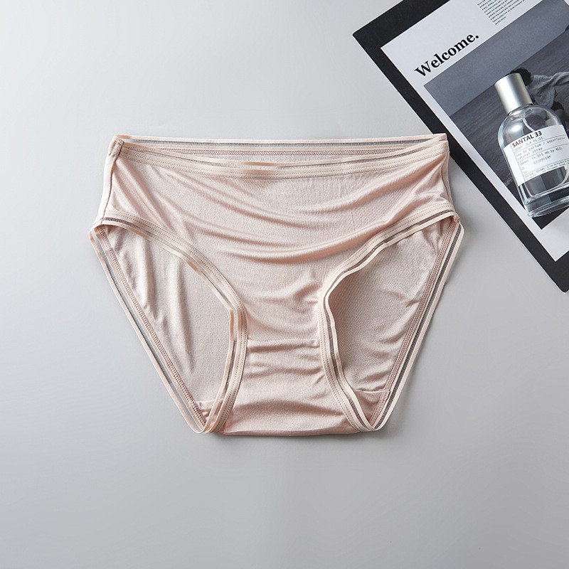 Luxury Double-faced Silk Knit Women’s Underwear 100% Mulberry Silk Briefs Solid