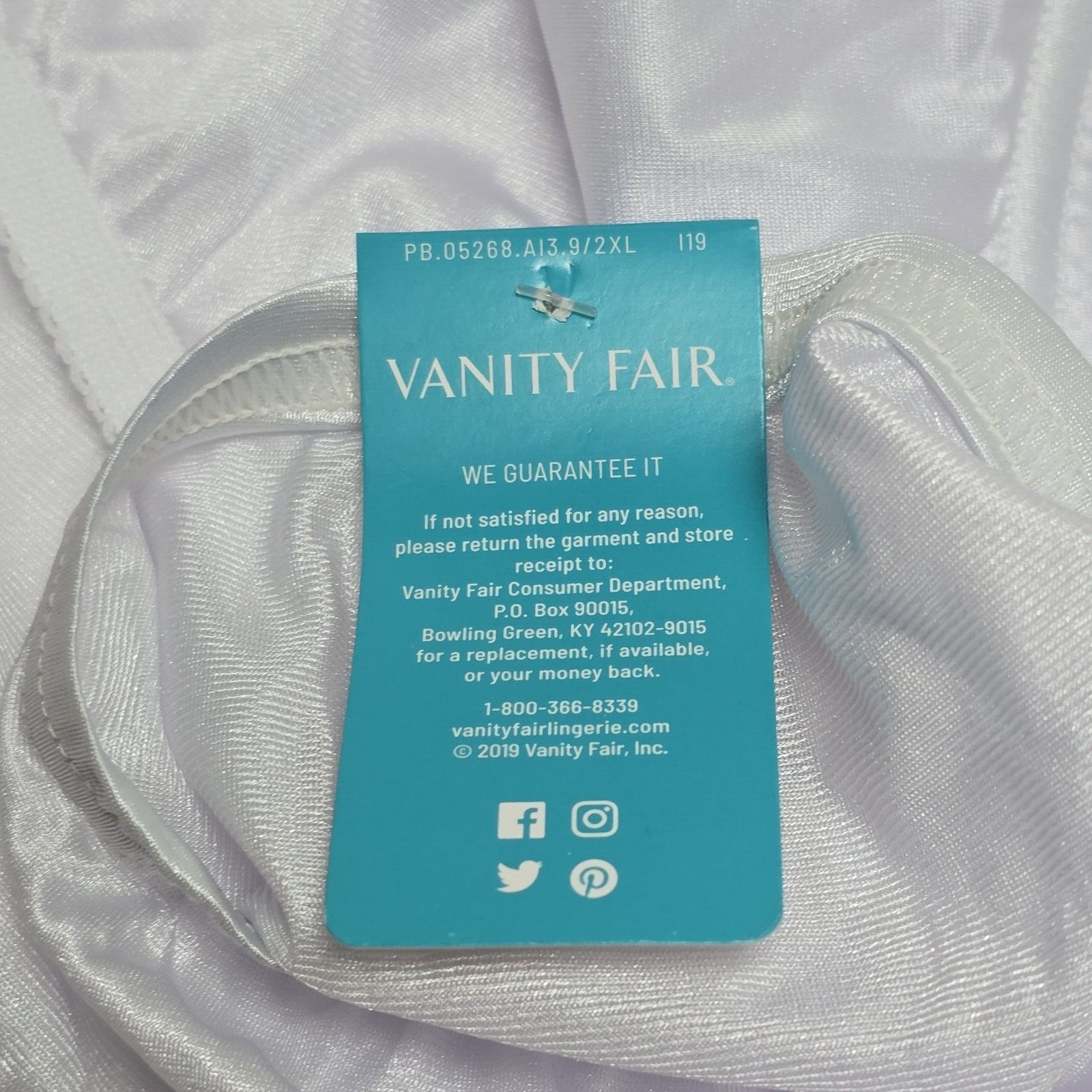 Vanity Fair Underwear Womens 9/2XL White Ravissant Brief 1 Pair NWT 15712 Nylon
