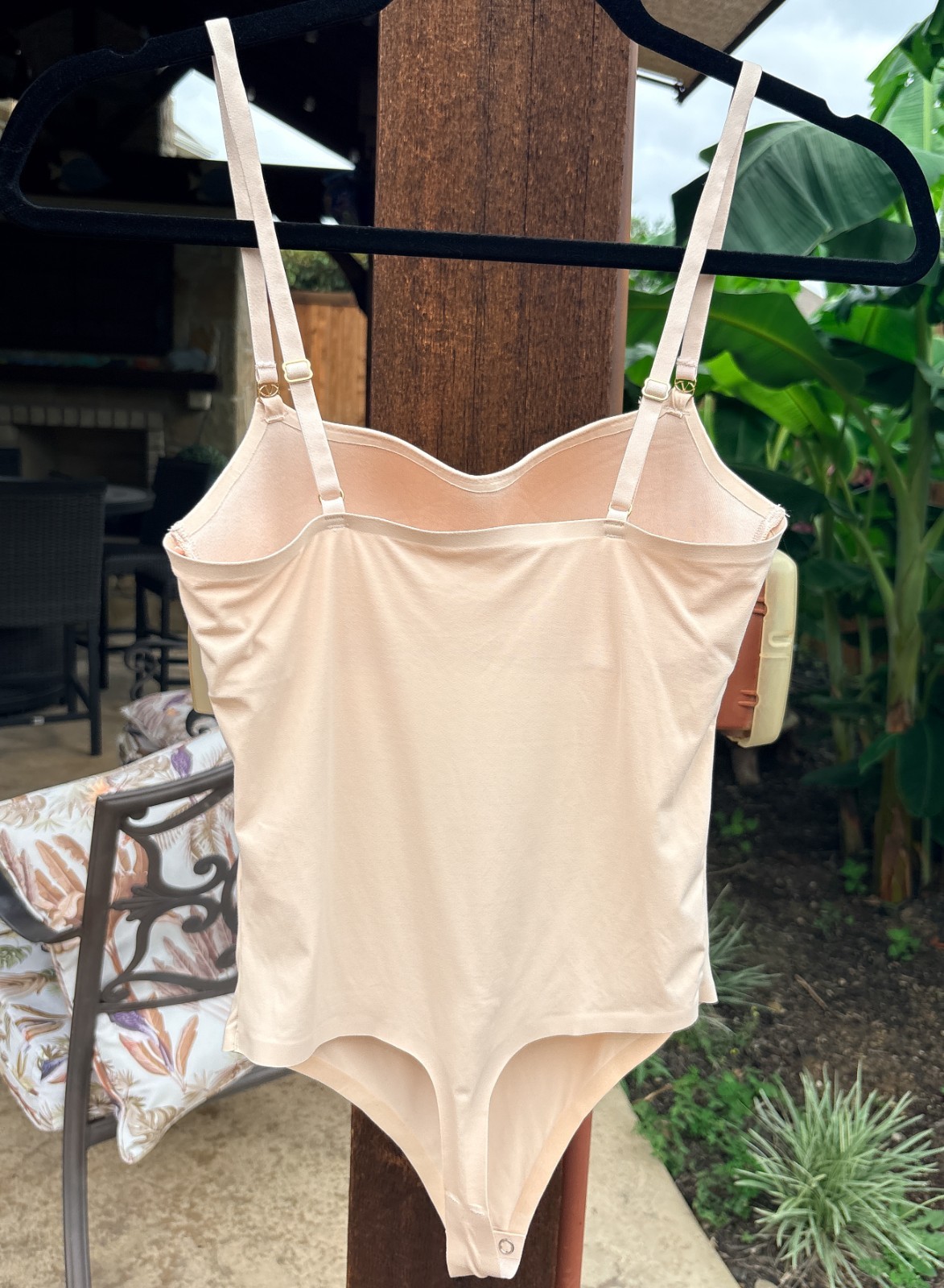 Victoria’s Secret Body Suit Small Nude Wireless Thong Feather Soft Shape Wear