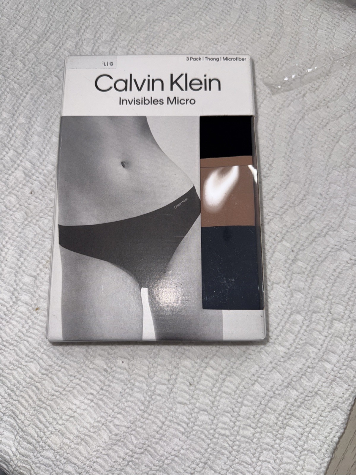 Calvin Klein Invisibles Seamless Thong Panties, 3 Pack L (36-38)