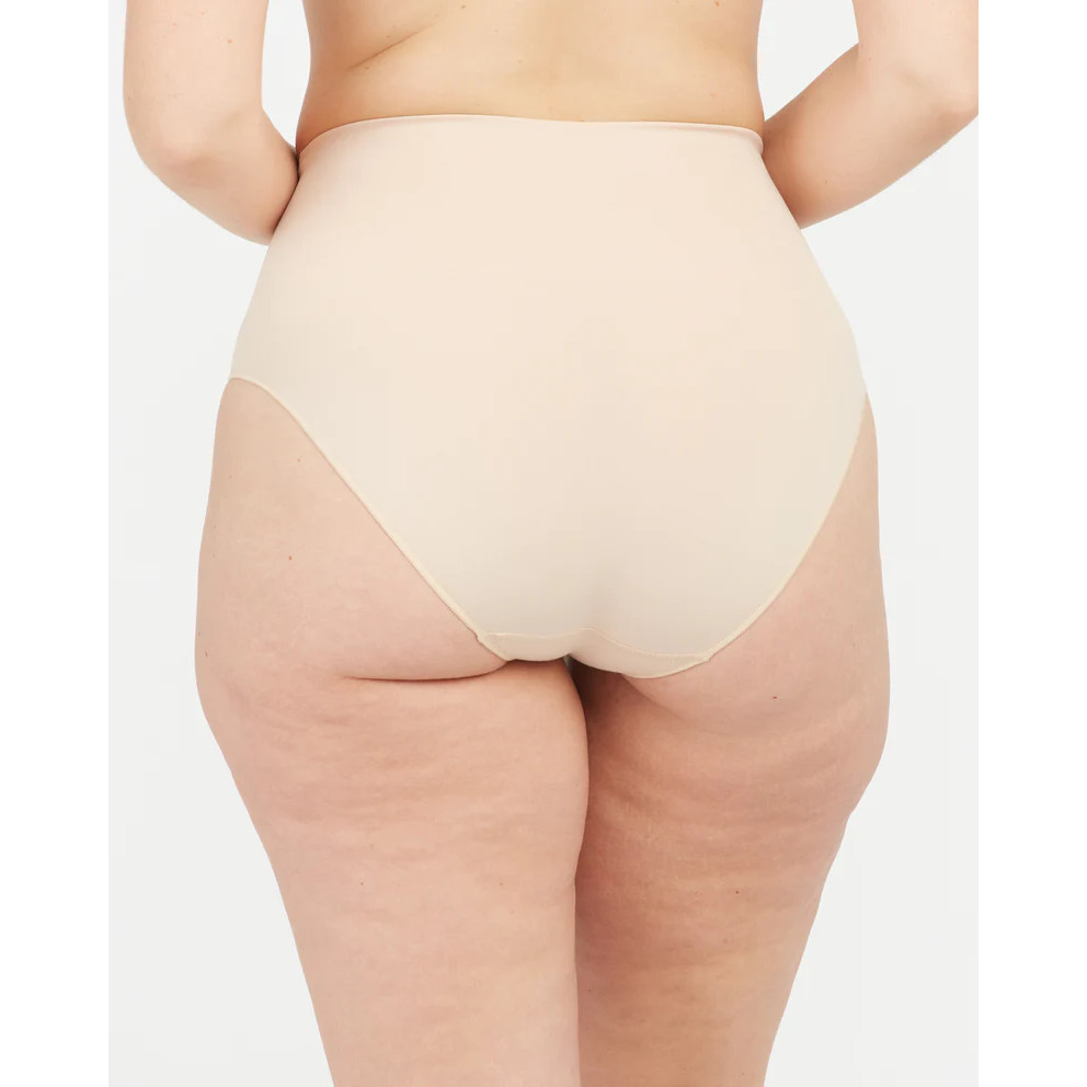 Spanx Soft Nude Everyday Shaping Brief Size L NWOT