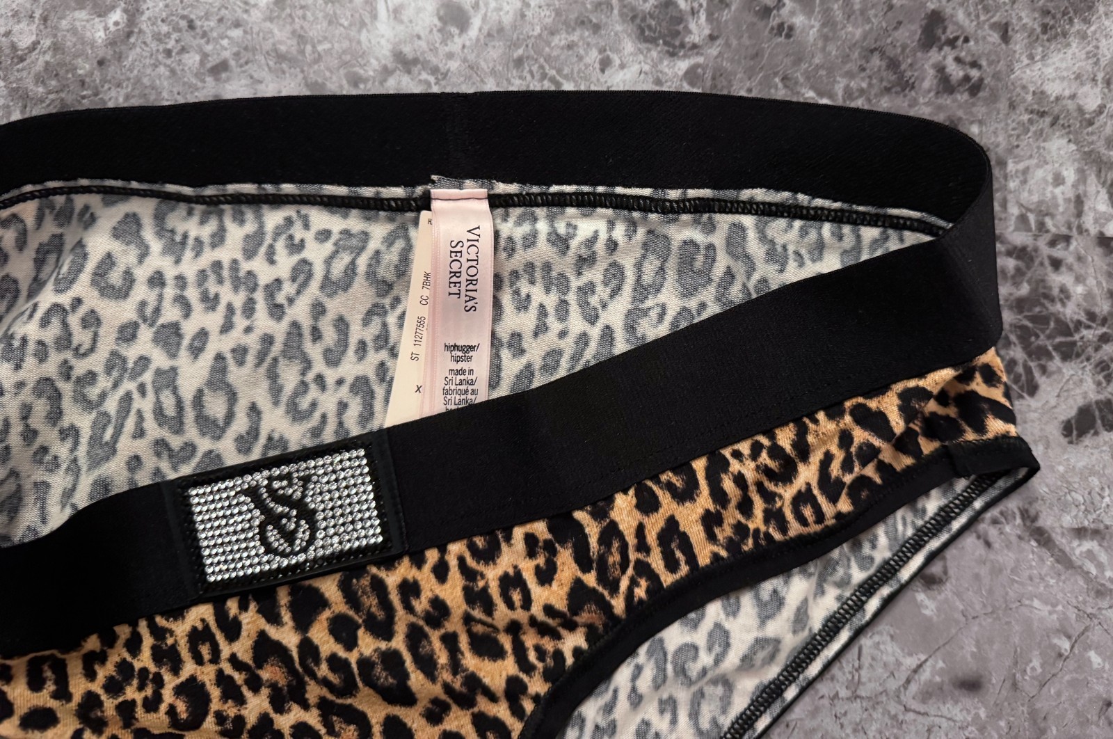 VICTORIA’S SECRET LEOPARD RHINESTONE SHINE PATCH THICK BAND HIPHUGGER PANTIES