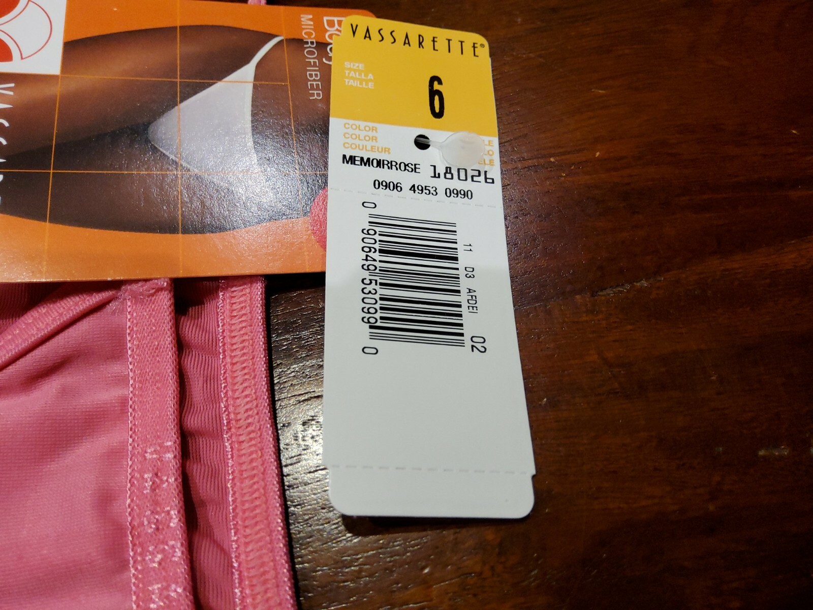 NWT Vassarette “Body Curves” Thong Panty Size 6 Med Rare – Memoirrose Pink