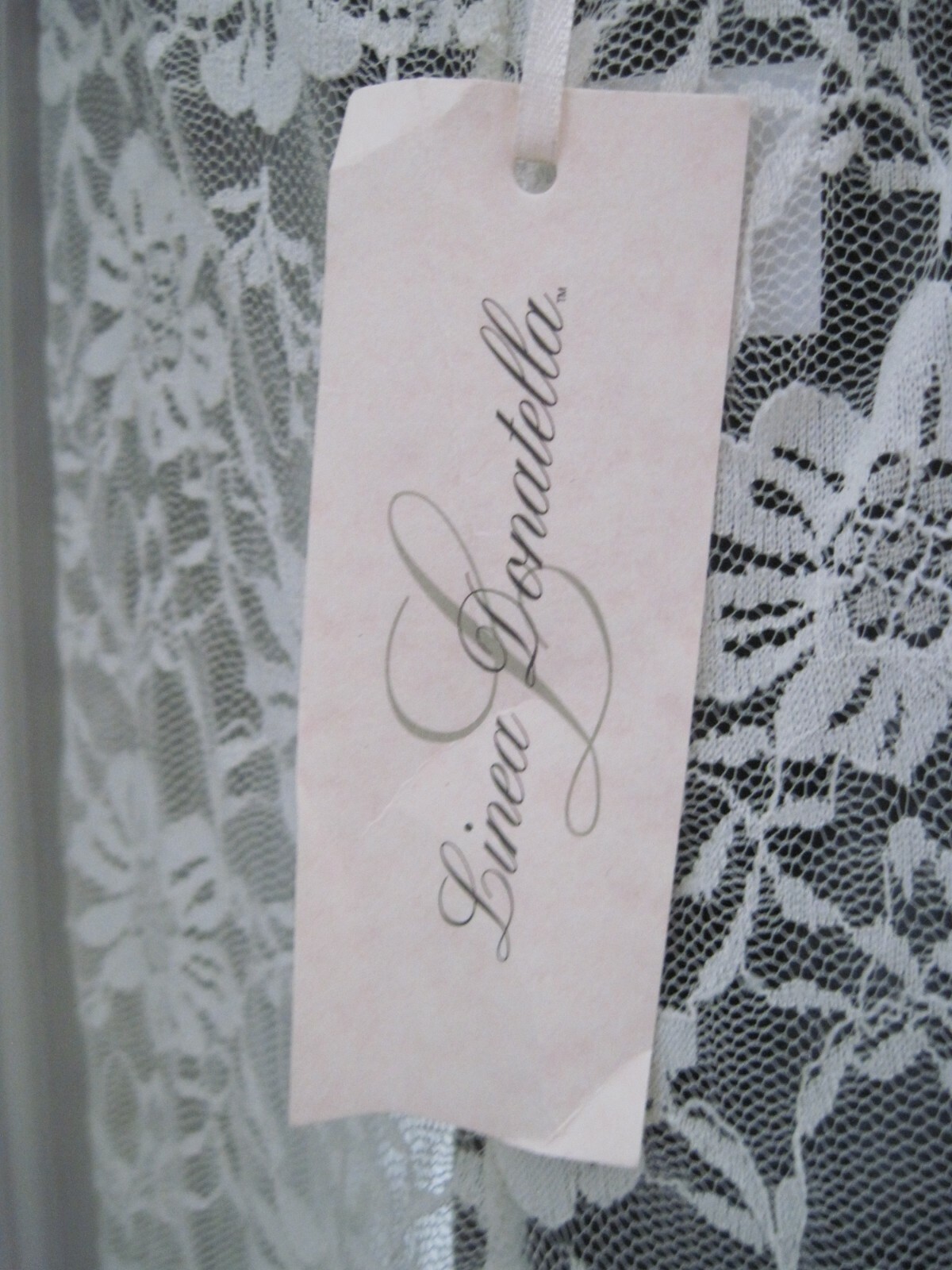 Linea Donatella Women’s Medium White Lace Night Gown Intimate Apparel New