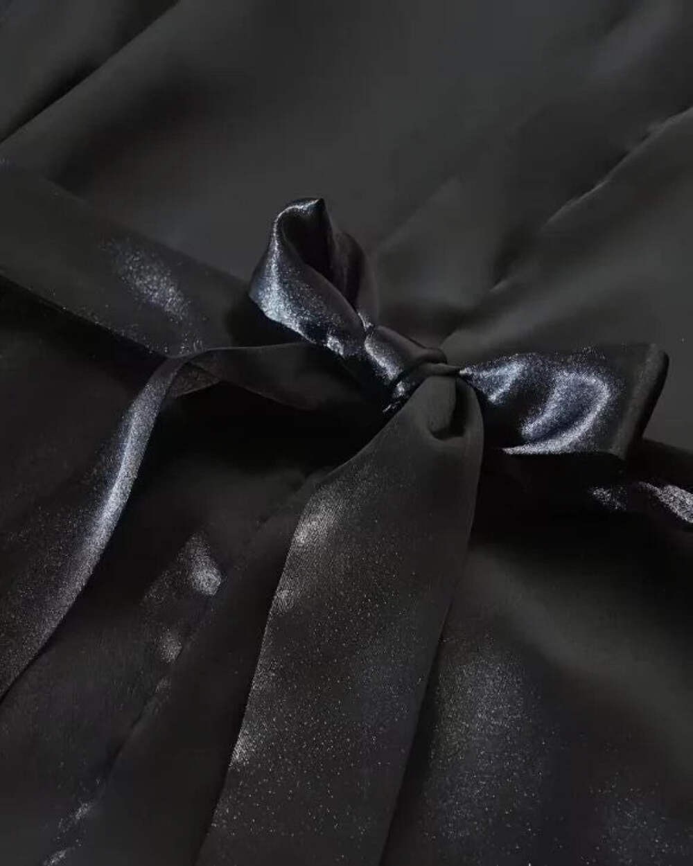 Silky feel black satin black lace trim 4 piece lingerie set size 12-14 (L)