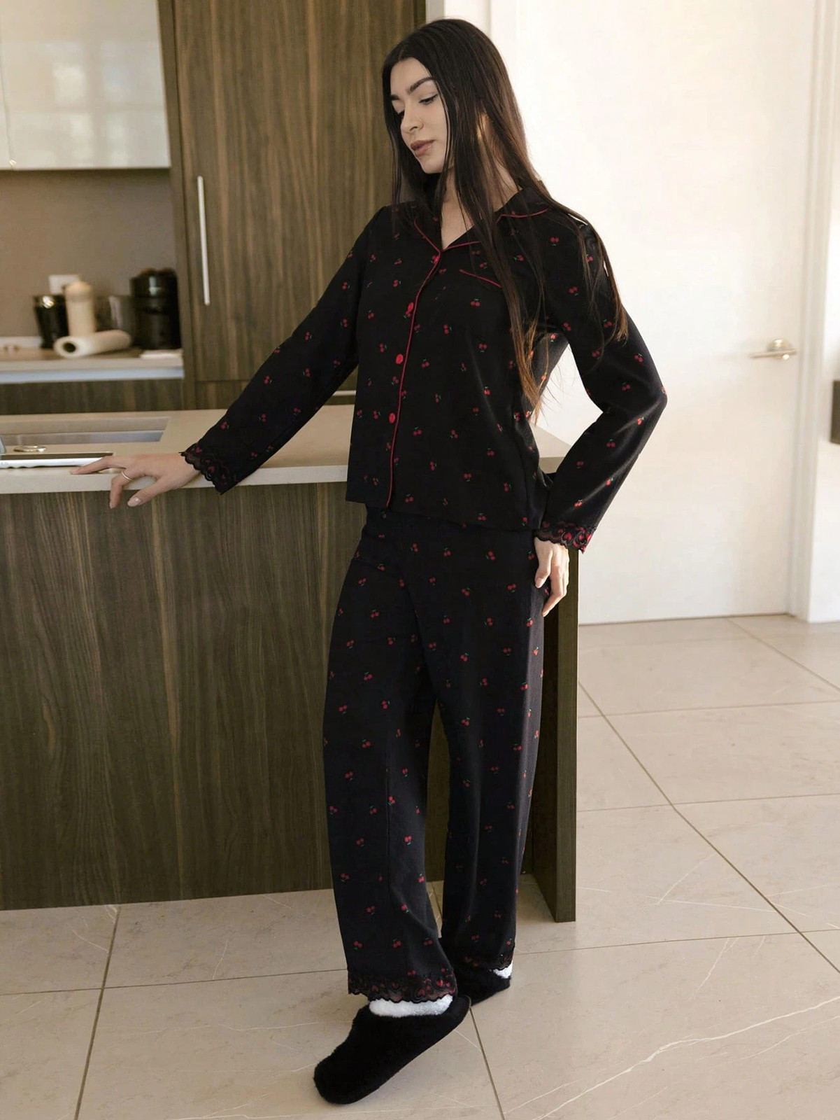 Andrea Bello black long sleeve pyjama set with pockets and playful cheap24