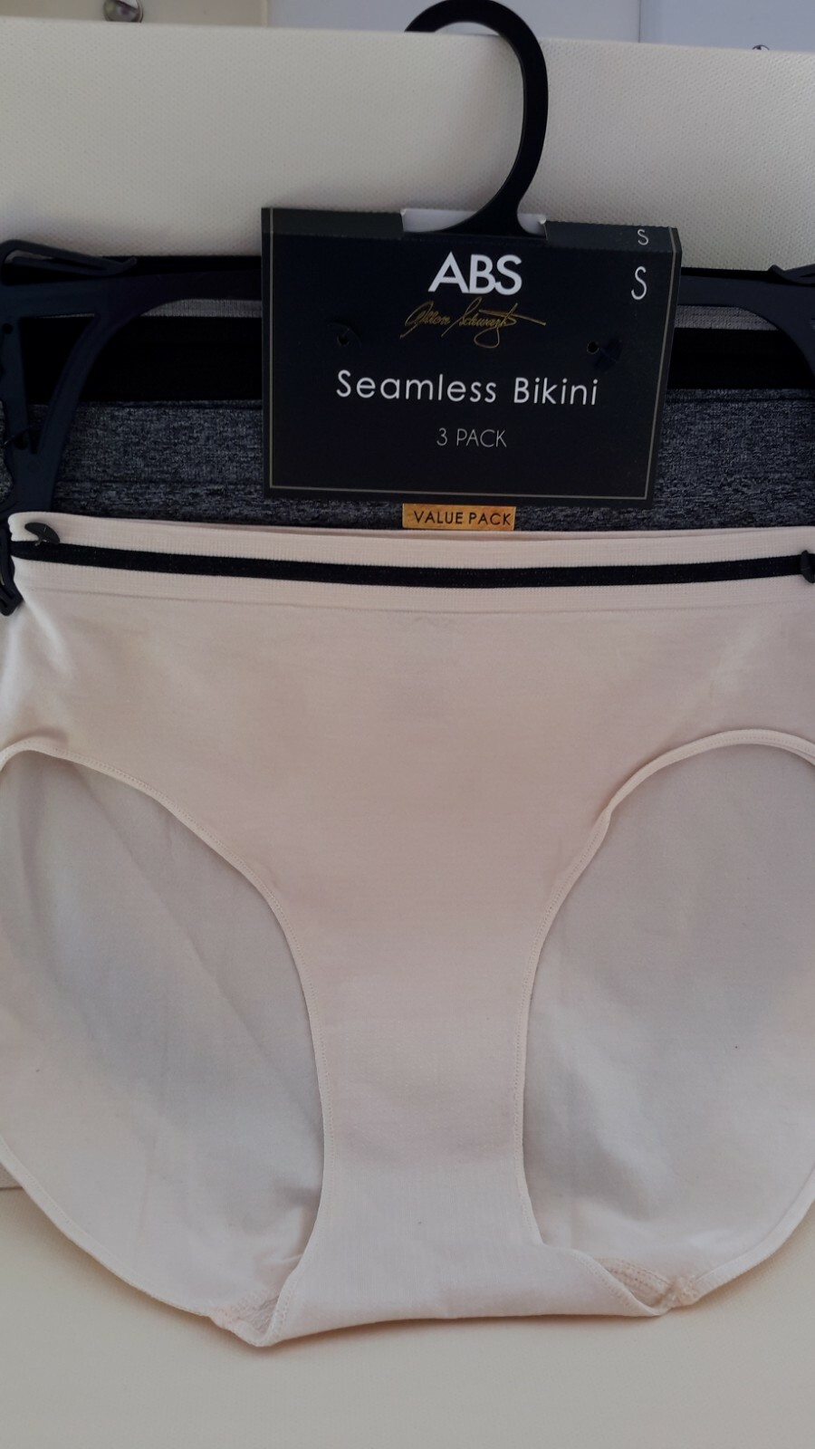 ABS by Allen Schwartz Women’s Seamless Bikini Panties – 3 pack Size Small NWT