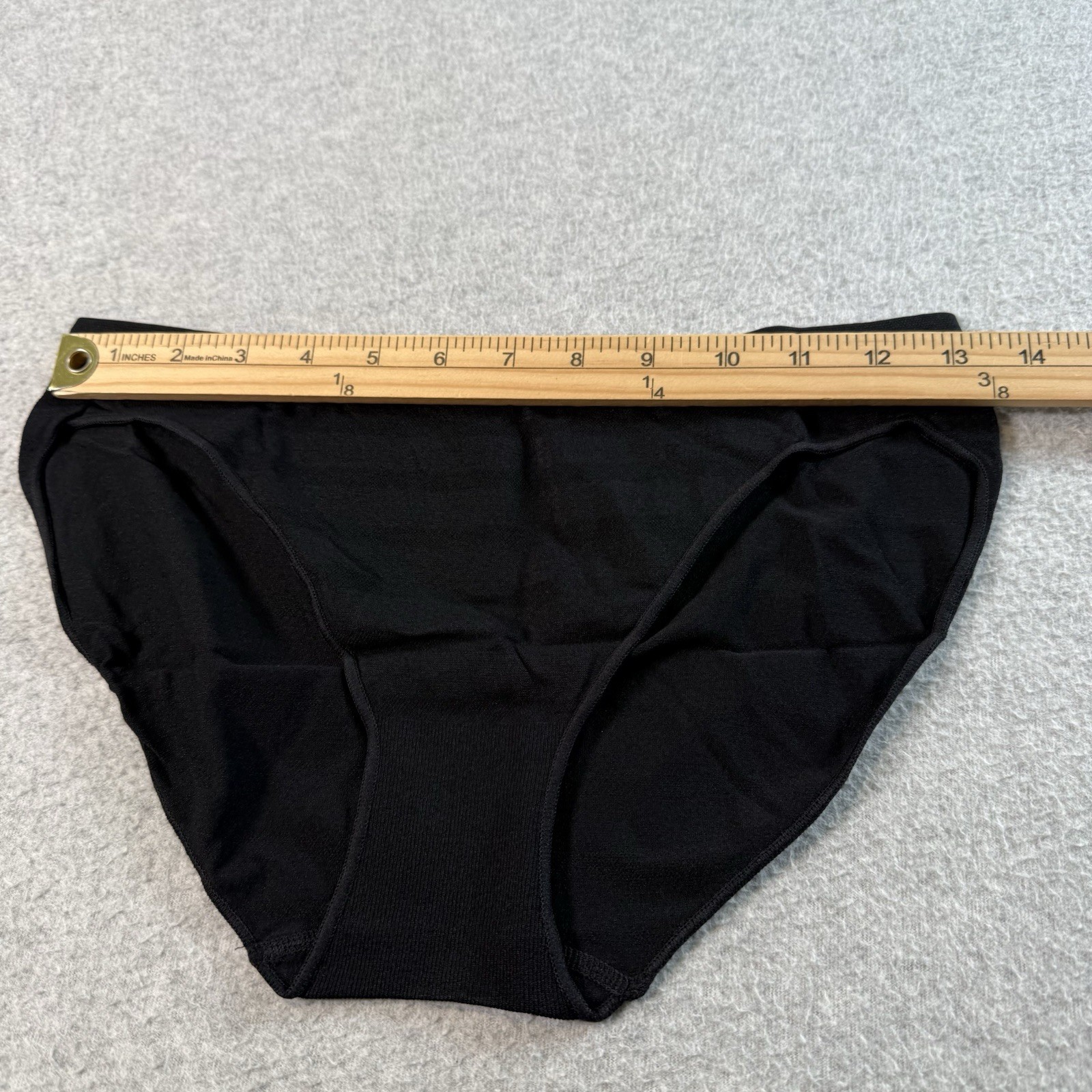 Bombas Womens Black Seamless Brief Underwear Size M/L 6-12 NEW