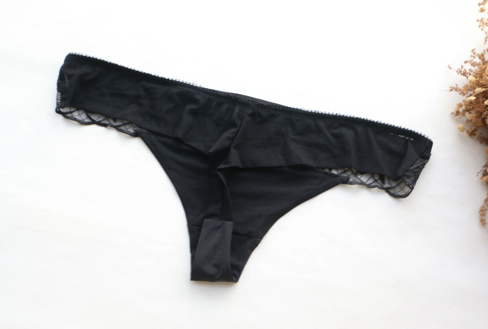 Women Thong smooth&embroidery Underwear Hipster G-string Panties Black M-2XL-4XL