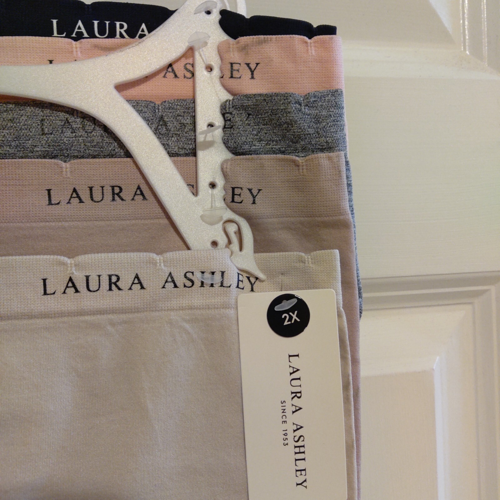 NEW Laura Ashley Women’s 5 pc Briefs Size 2X Assorted Colors