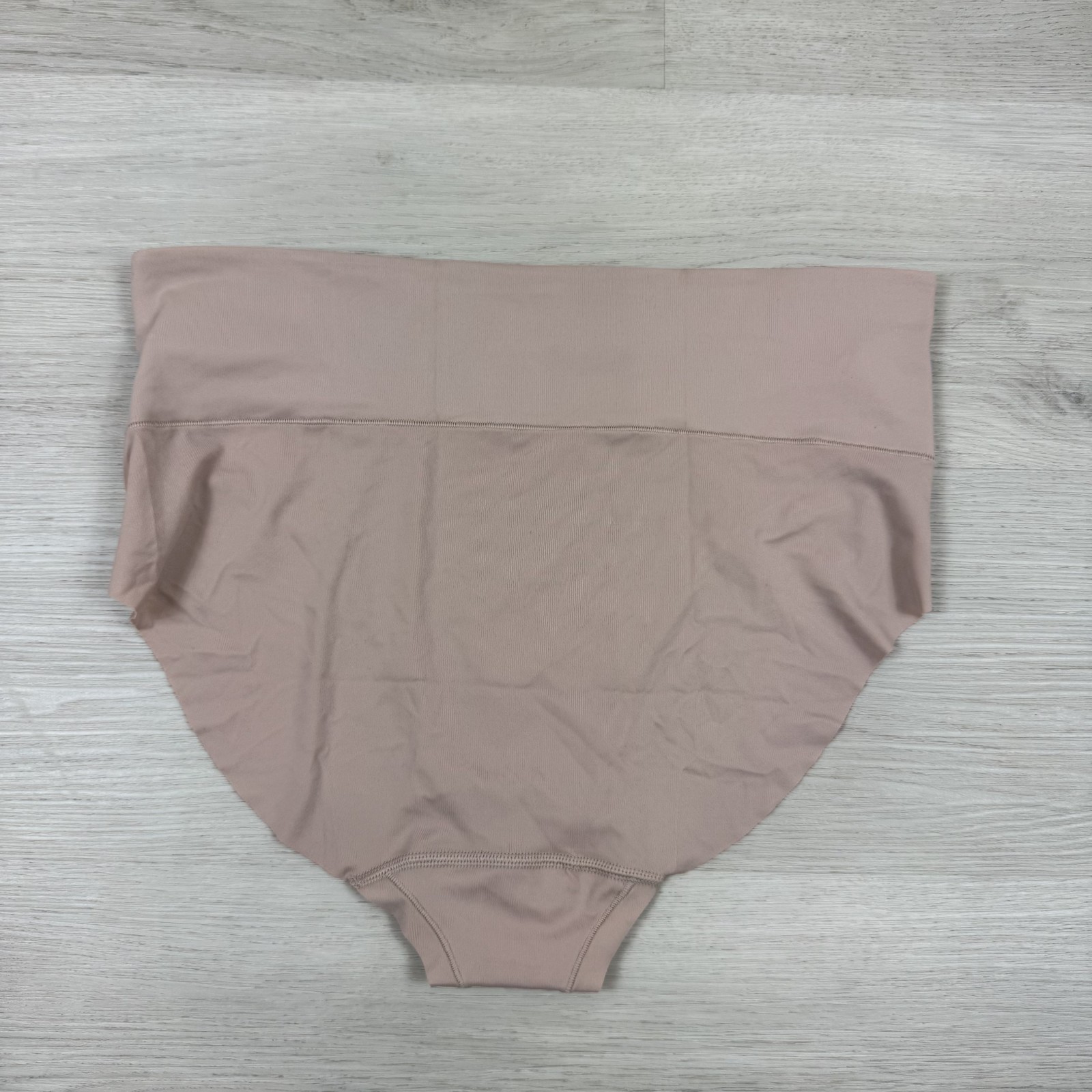 SPANX Super Smooth Hi Leg Brief Panties Womens XL Champagne Beige 40157R