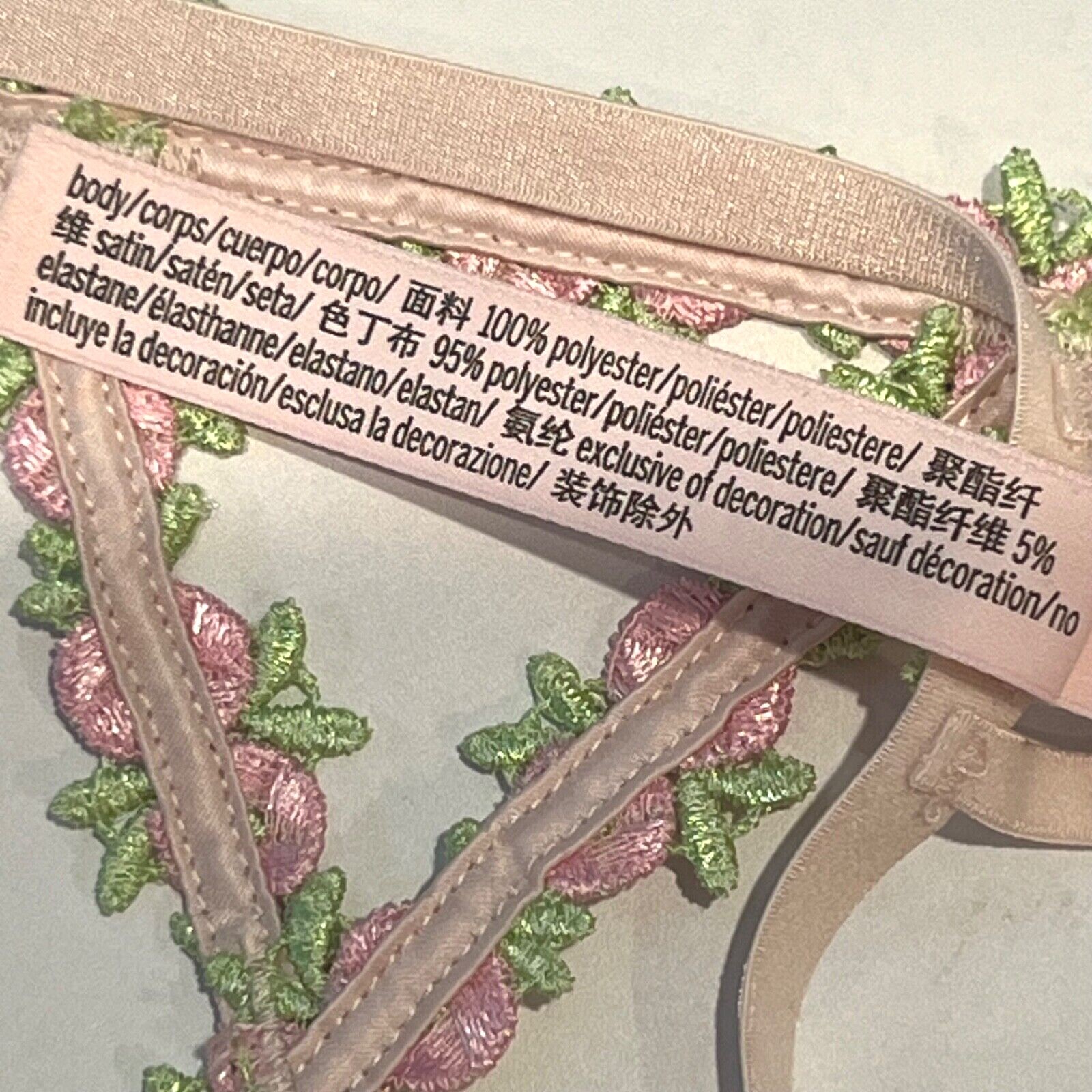 NWT VICTORIA’S SECRET Dream Angels V String Sz XS-S-M Pink Embroidered Floral