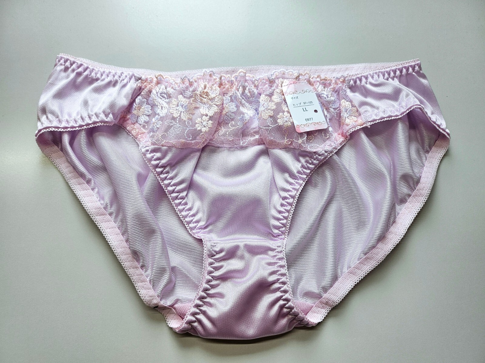 US Size M/6 Japanese Nylon Panties Shiny Smooth Tricot Lace Bikini Lavender