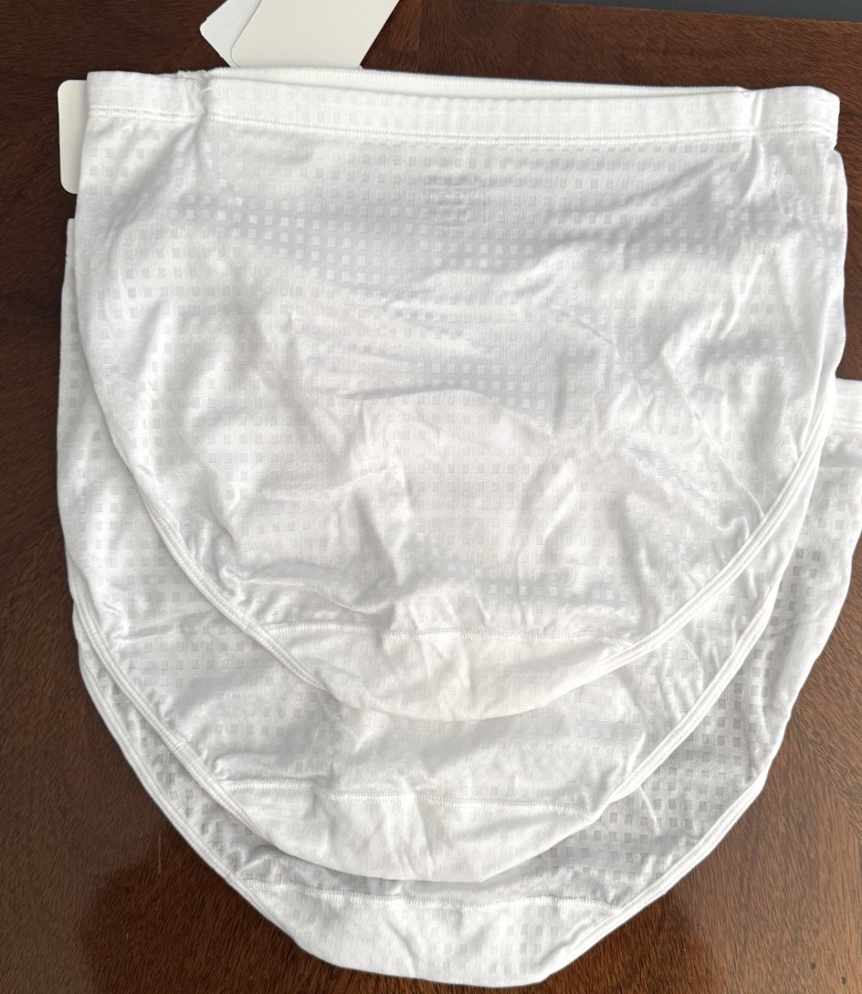 NEW 3 Pair VANITY FAIR Comfort Essentials HI CUT BRIEFS All White Size 6