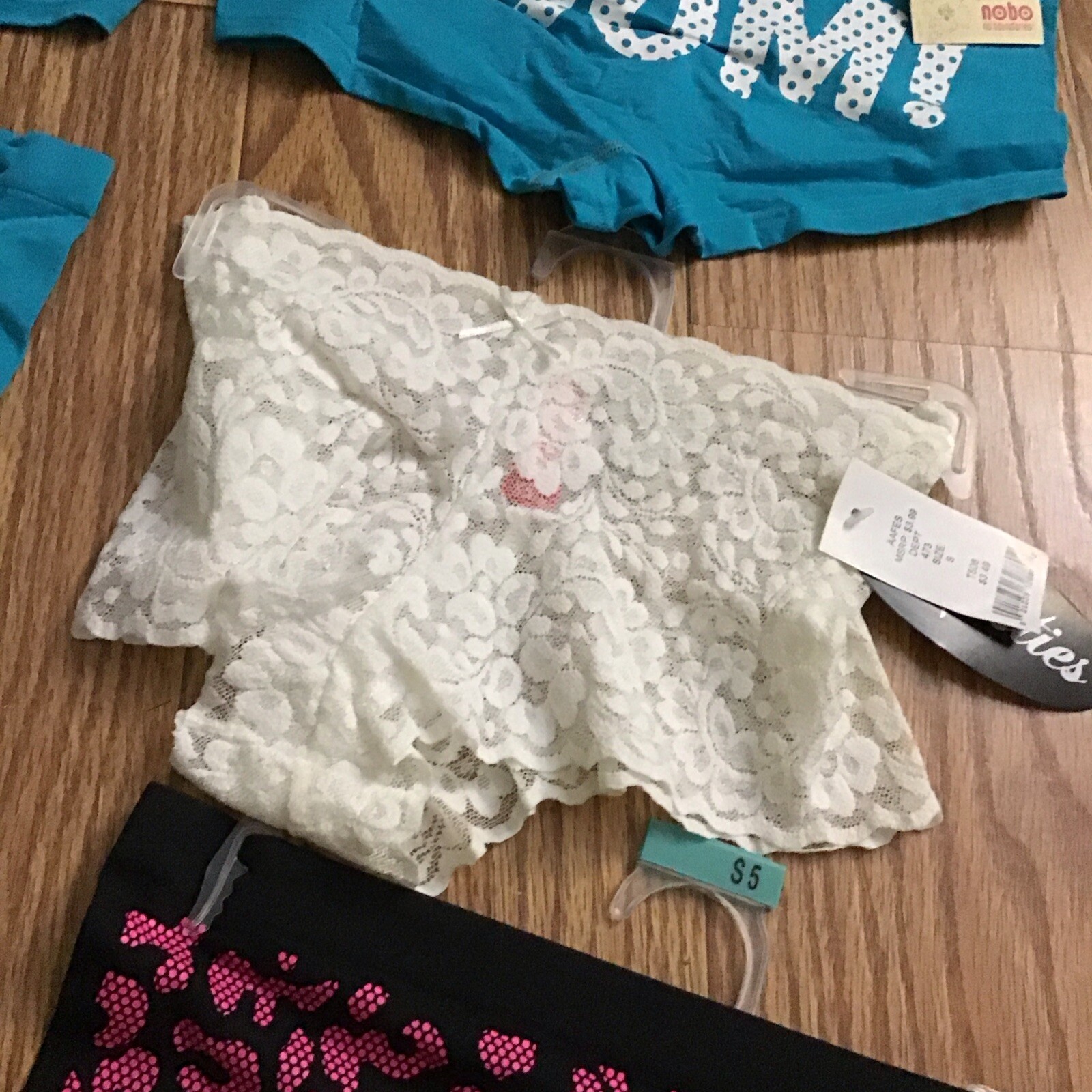 Women’s Underwear Lingerie Seemless Boy leg Sleepwear 8 PCs SIZE S/XS…Lot R3.HS