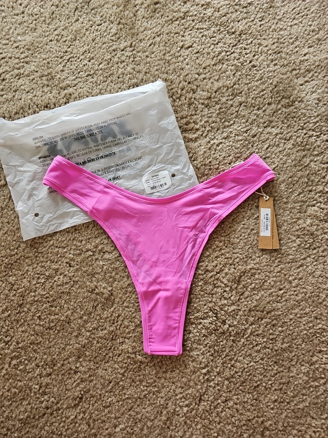 SKIMS Fits Everybody Dipped Thong Neon Orchid Size 3X NEW $18 Limited Edition