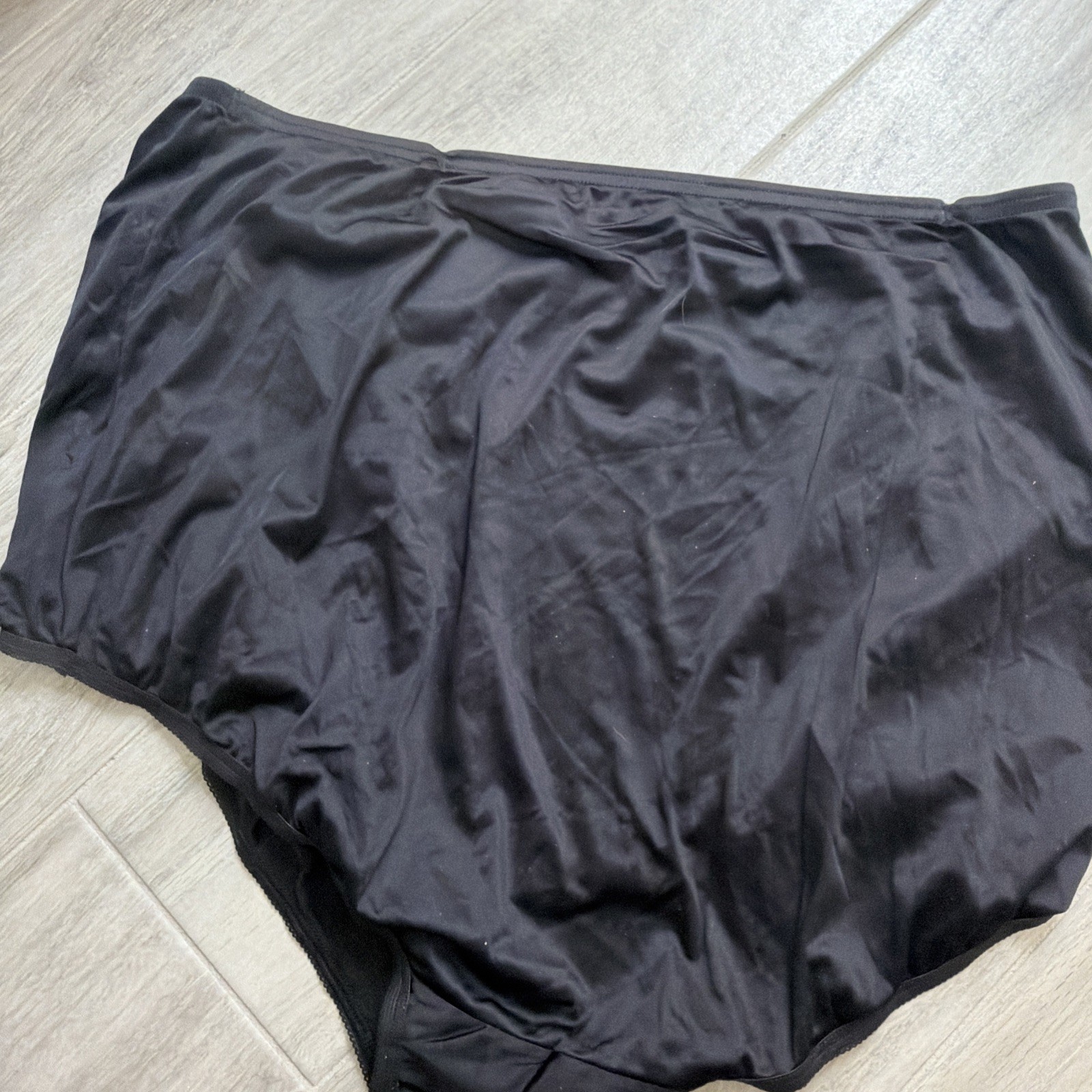 Vanity Fair 100% Nylon Brief Panties 15712 Black & Beige Size 10/3XL NWT NOS