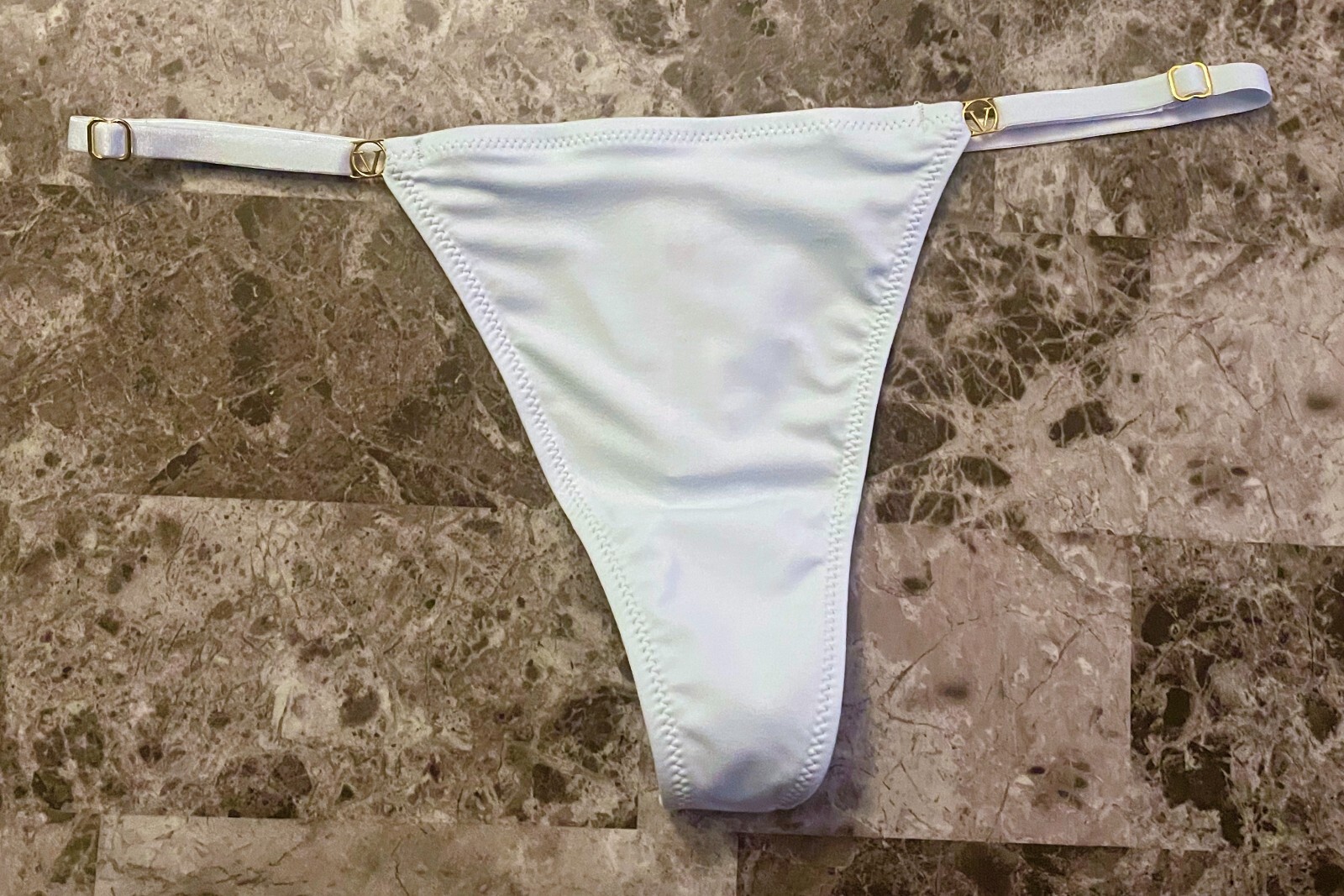 NWT VICTORIA’S SECRET BABY BLUE SOFT SMOOTH GOLD ADJUSTABLE STRAP THONG PANTIES
